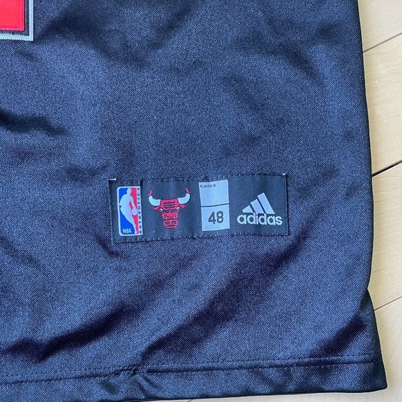 Authentic Vintage 2013 Adidas NBA Chicago Bulls Derrick Rose Basketball Jersey - Picture 3 of 8